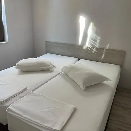 “недев” * צרבו