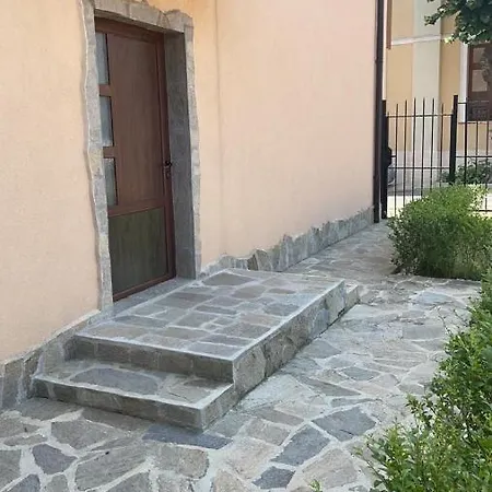 “недев” Tsarevo